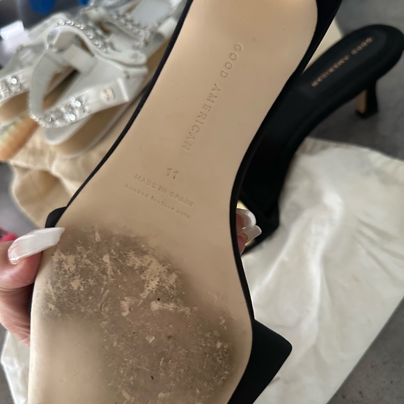 Good American heel - Picture 3 of 3